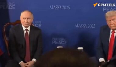 Putin couldn’t believe how the American press asks questions😭