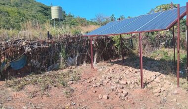 Solar powered water pumps are pumping life back into Zimbabwe's small-scale farms, which suffered from severe droughts