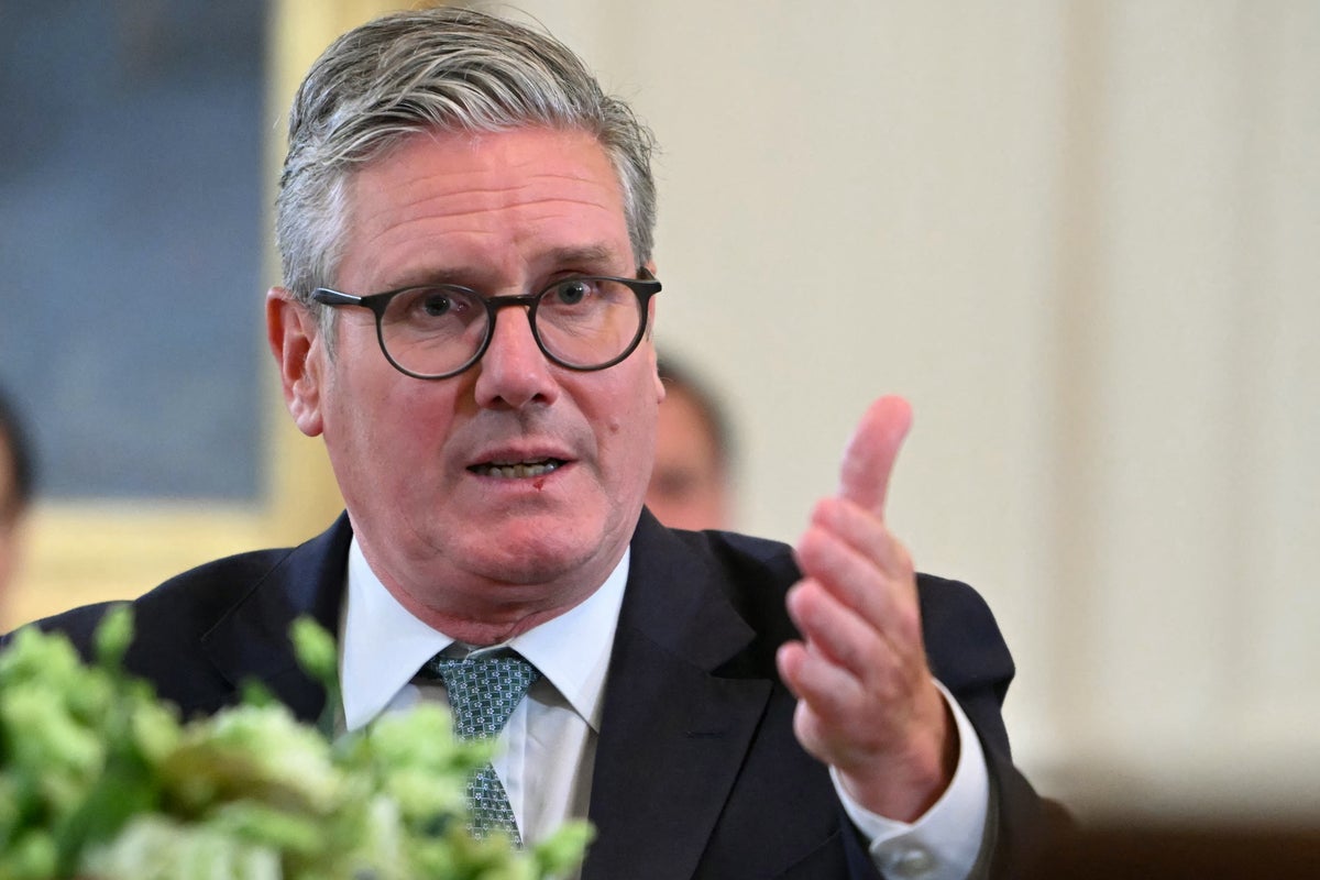 Keir Starmer warned he must shut migrant hotels or face losing Labour voters to Reform over asylum policy