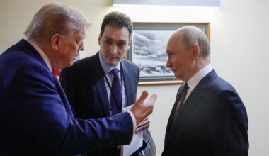 Donald Trump et Vladimir Poutine lors de leur rencontre en Alaska le 15 août 2025 © EPN/Newscom/SIPA