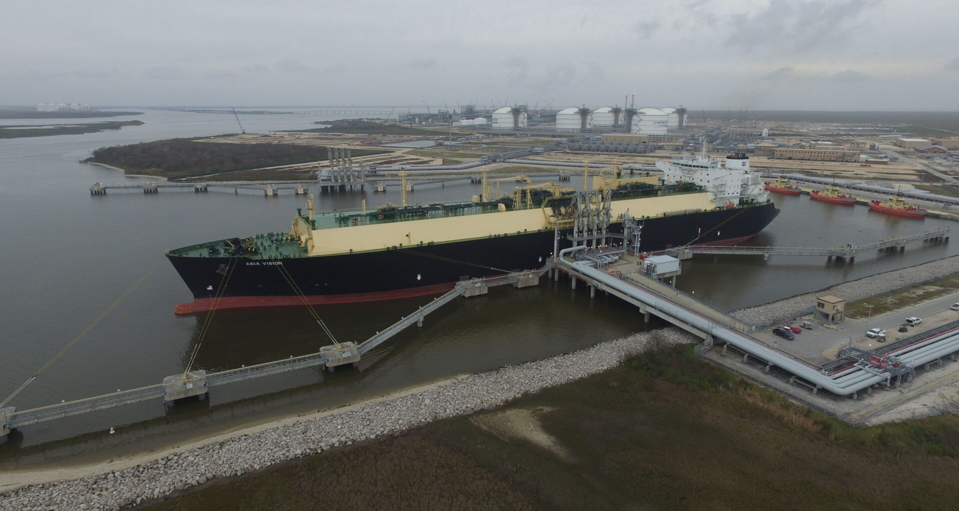 LNG exporter’s pursuit of alternative fuel excise tax credits raises questions