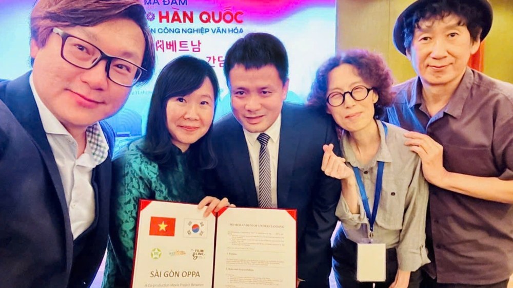 '6/45' Helmer Park Gyu-tae Signs Vietnam-Korea Deal for 'Saigon Oppa'