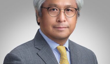 Satoshi Ikeda headshot