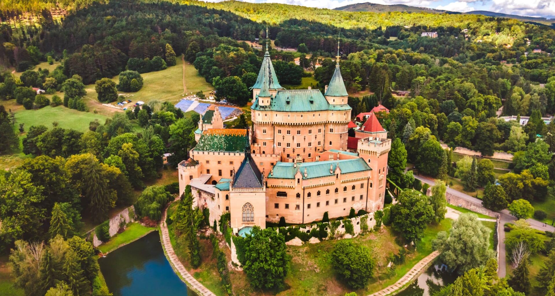 Slovakia Mandatory E-Invoicing for VAT Set for 2027