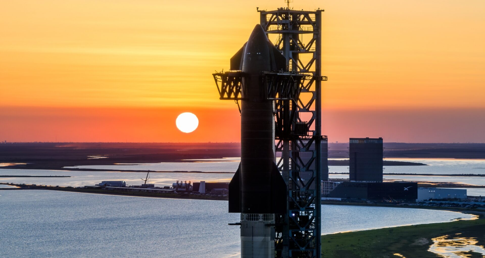 Italy is Hitching a Ride to Mars with SpaceX