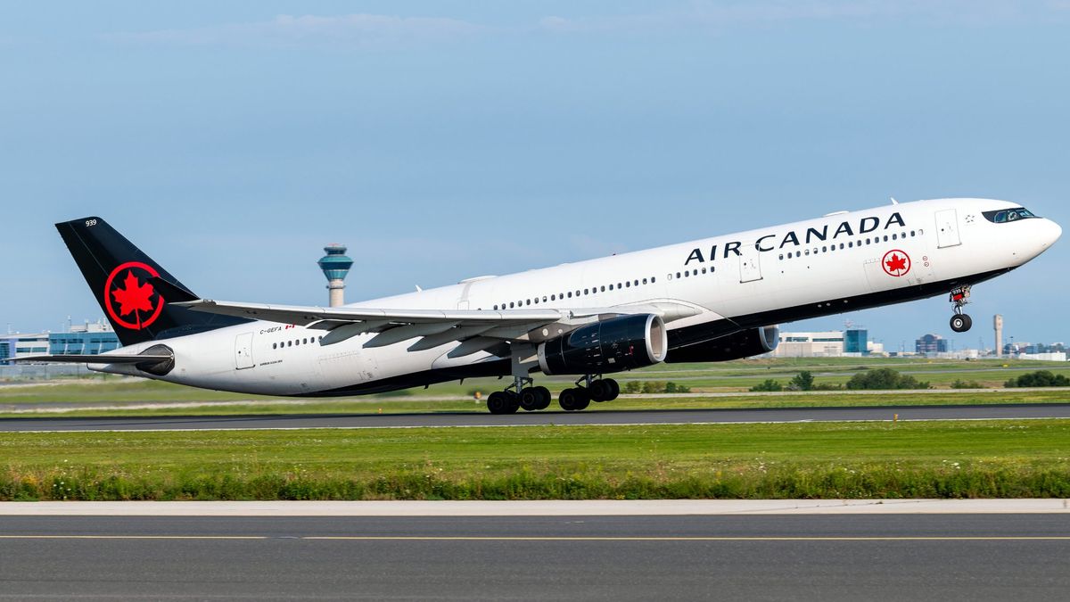 Travel disruptions loom as Air Canada prepares to lock out flight attendants: Travel Weekly