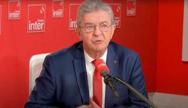 La France insoumise lancera une procédure de destitution d'Emmanuel Macron le 23 septembre, annonce Jean-Luc Mélenchon