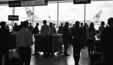 UK Tourists Facing Major Travel Delays in Spain Due to Baggage Handler Strikes: What You Need to Know