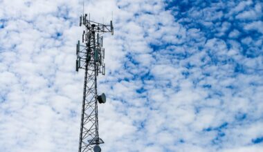 U.S. cell tower giant SBA to sell Canadian network for $446-million