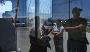 Appeals court keeps order blocking Trump administration from indiscriminate immigration sweeps