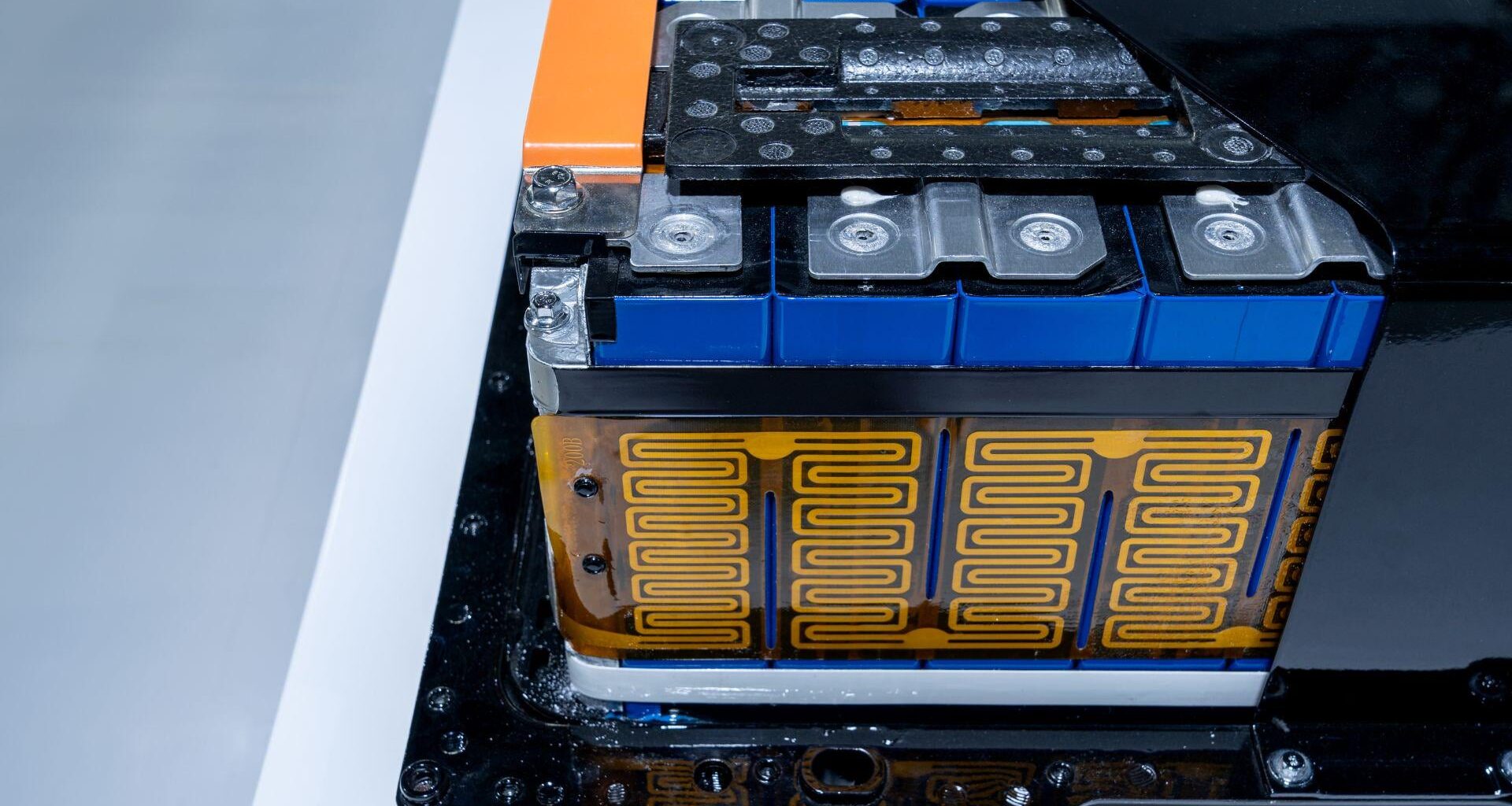 Lithium-metal breakthrough may double EV battery life, boost retention