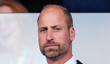 Former royal photographer, Ian Pelham Turner says Prince William’s staff find him, at times, very aggressive