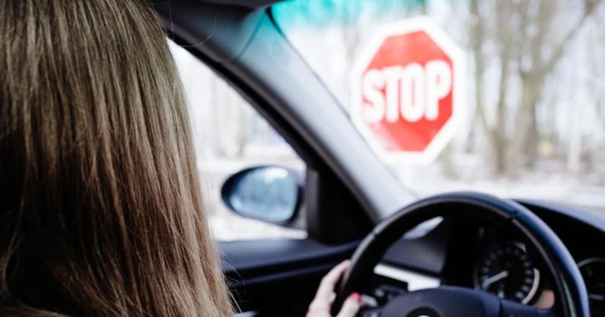 Vier op de tien Belgen “vergeten” af en toe richtingaanwijzers te gebruiken