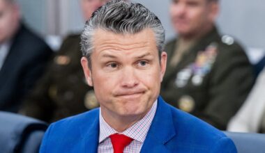 Hegseth’s Staffing Chaos Raises ‘Red Flag’ Among GOP Leaders