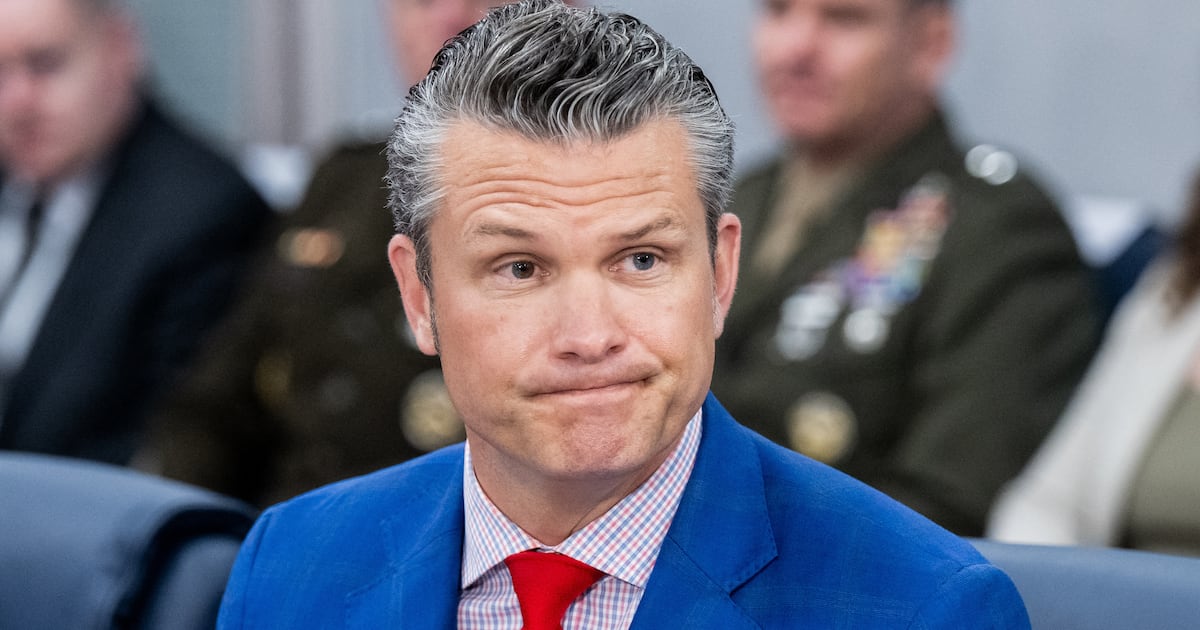 Hegseth’s Staffing Chaos Raises ‘Red Flag’ Among GOP Leaders