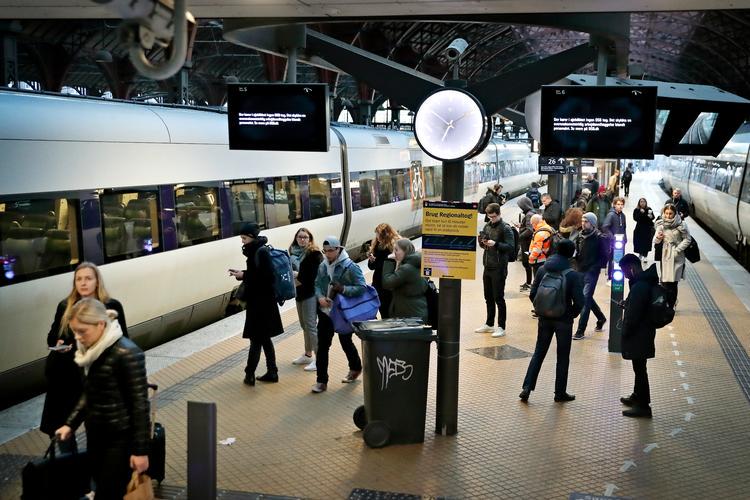 De radikale vil dele Danmark op i 3 rejsezoner i stedet for 1.000