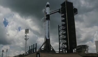 NASA crew hopes weather clears for trip to International Space Station