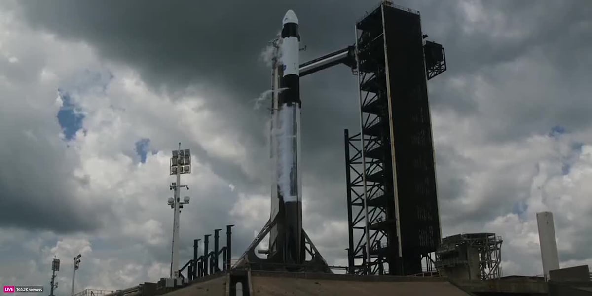 NASA crew hopes weather clears for trip to International Space Station