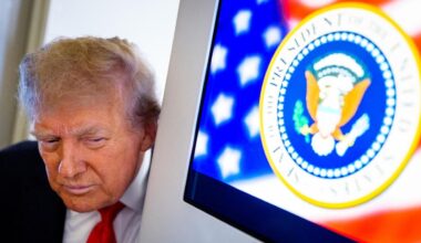 À la suite du sommet Russie-États-Unis, Trump renonce à taxer Pékin pour ses achats de pétrole russe