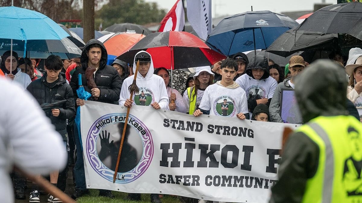 Hīkoi for Kaea: 800 march in the rain in Napier to remember a tragedy and reclaim the streets from violence