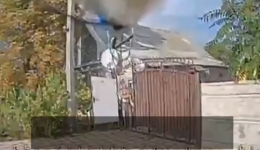 In Pokrovsk, elderly locals are seen guiding drones toward russian infiltrators
