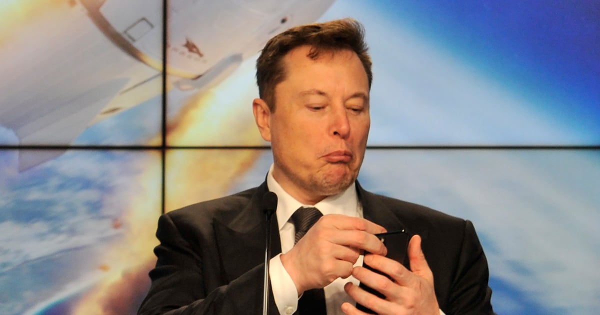 Elon Musk Says He’ll Restore the Vine Video Archive (Again)