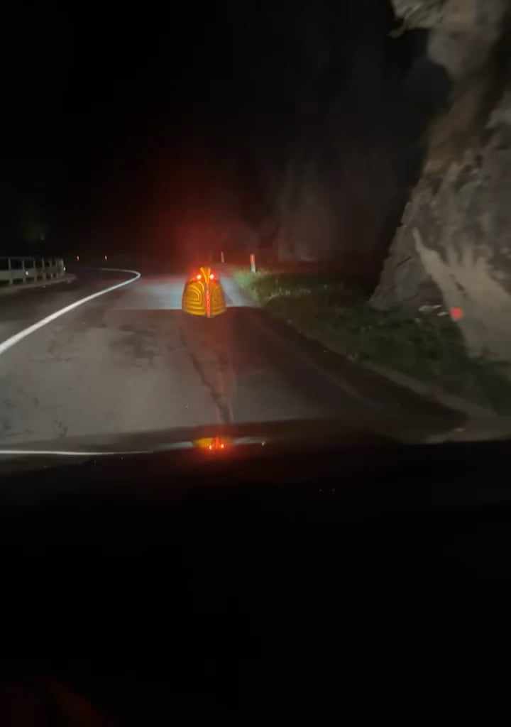 kaj bi lahko bilo tole??