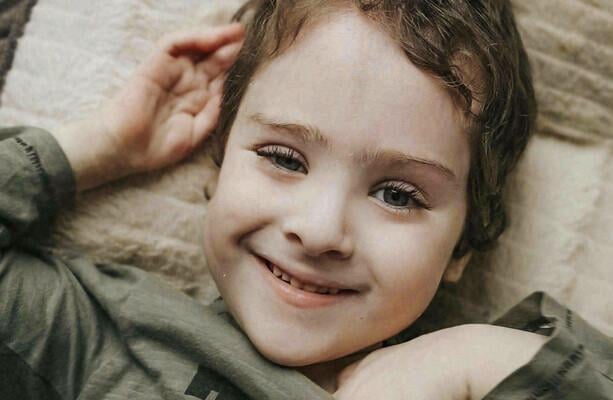 Harris agrees to meet parents of child who died after waiting years for scoliosis surgery