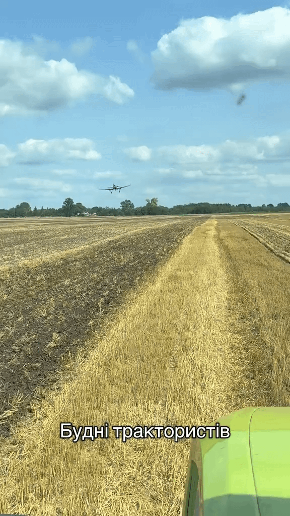 Když si myslíte, že už jste viděli všechno: Modernější varianta klasického československého práškovacího "Čmeláka" Z-137T Agro Turbo na Ukrajině. Vyzbrojená sovětskými raketami vzduch-vzduch R-73 a používaná k sestřelování ruských dronů.