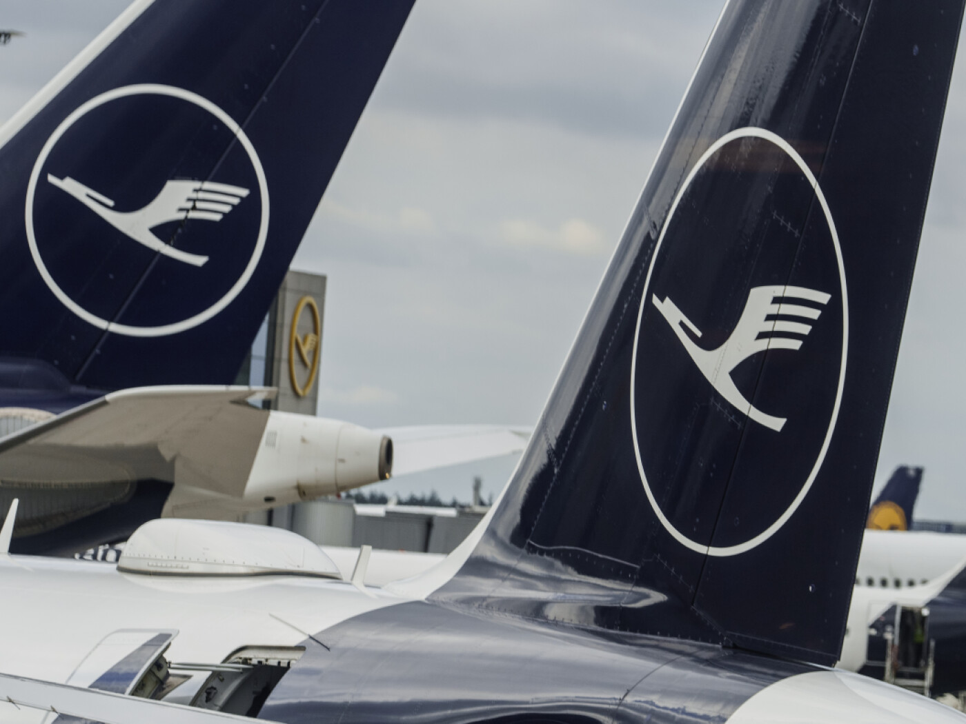 Lufthansa plans to import its future Boeing aircraft via Switzerland