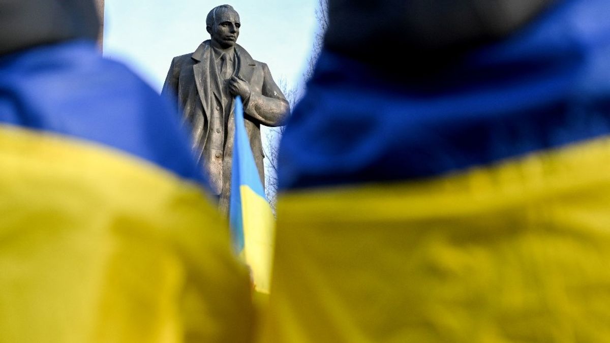 Nyíltan uszít Magyarország ellen az Európai Pravda: „bátor” fellépést követel Brüsszeltől