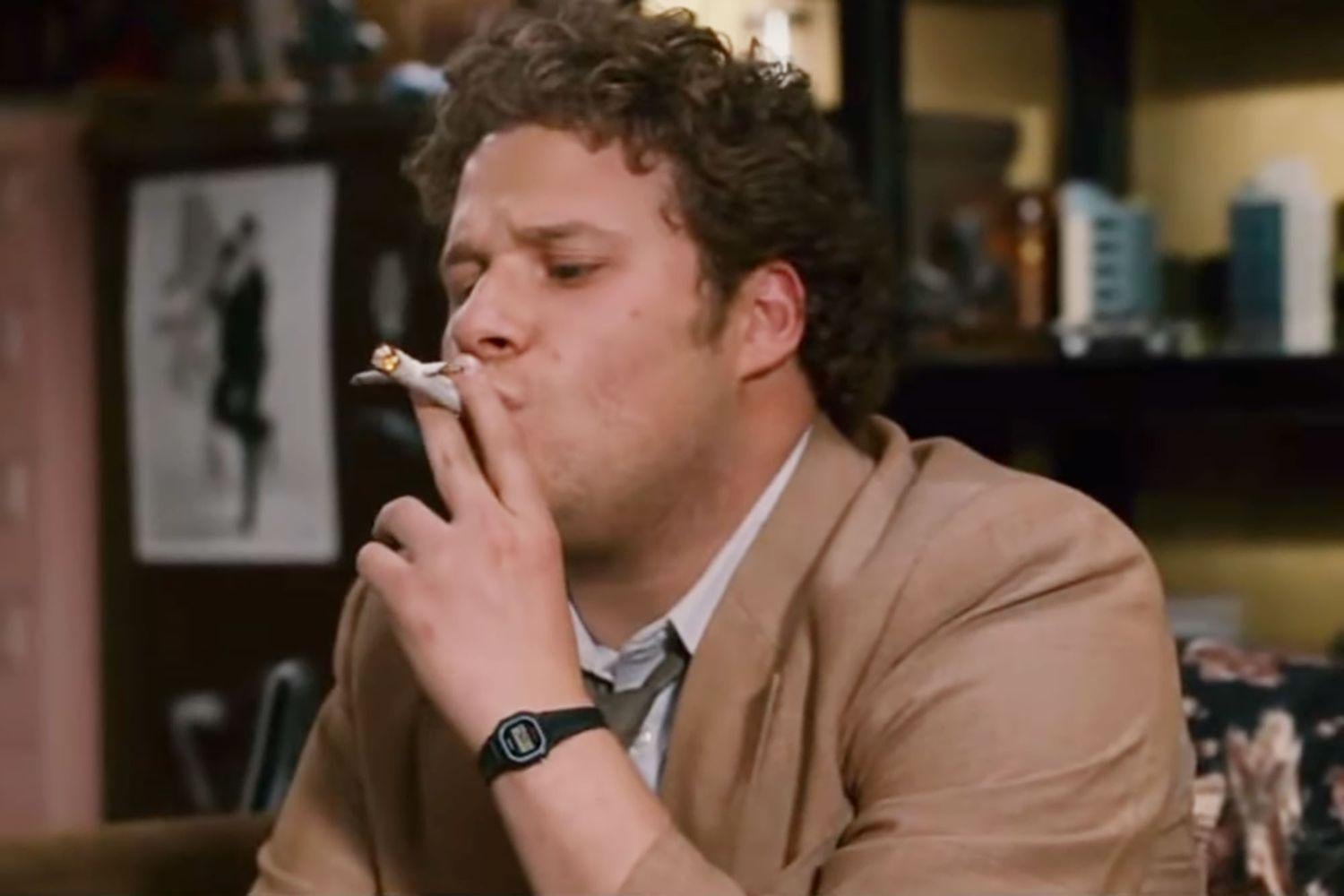 Seth Rogen says 'sometimes I will' smoke weed with fans: 'Least I could do is take a couple hits'
