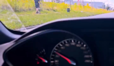 66 km/h hulajnogą po chodniku. Jakie rozwiązania proponujecie, żeby na chodnikach znów było bezpiecznie?