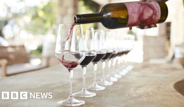 Climate change pushing winemakers to blend different years
