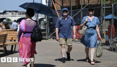 Hot weather to peak amid water shortage fears