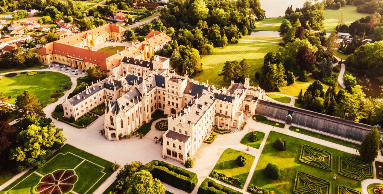 Royal resurgence: Czech castles see record crowds amid tourism rebound