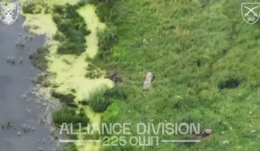 Drone footage of a Russian soldier trying to sneak up on a Ukrainian position wearing an anti-thermal coat during the day. A drone pilot of the Ukrainian 225th Assault Battalion stopped the attack.