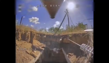 A Ukrainian FPV pilot flies his fiber optic drone into a Russian bunker and finds four Russian infantrymen hiding in a corner.