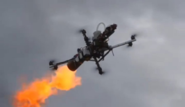 Ukrainian flamethrower drones (aka "Drakaris") ready to fry Russian positions. 10.08.2025