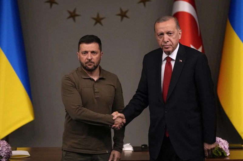 Türkiye and Ukraine presidents discuss key issues and ties Türkiye and Ukraine presidents discuss key issues and ties