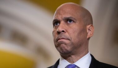 Cory Booker’s message to the Democratic Party: Don’t bend the knee to Trump