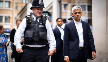 Row breaks out as Sadiq Khan says knife crime has fallen in London