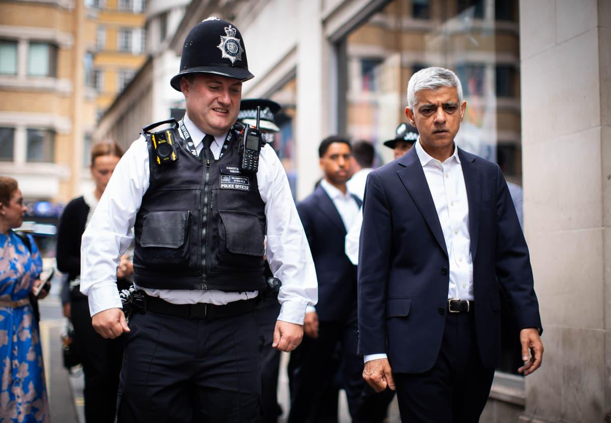 Row breaks out as Sadiq Khan says knife crime has fallen in London