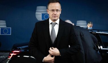 About Hungary - Minister Szijjártó: Government shields Hungarian economy from Europe’s failed policies