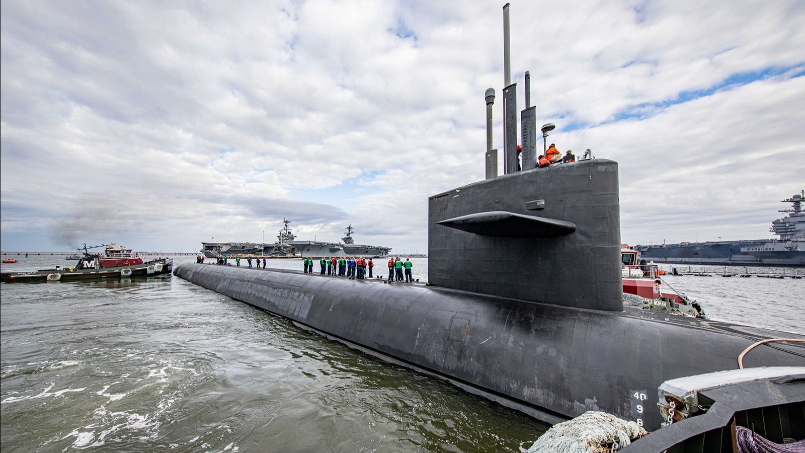 Trump announces US submarine deployments in nuclear war threat against Russia