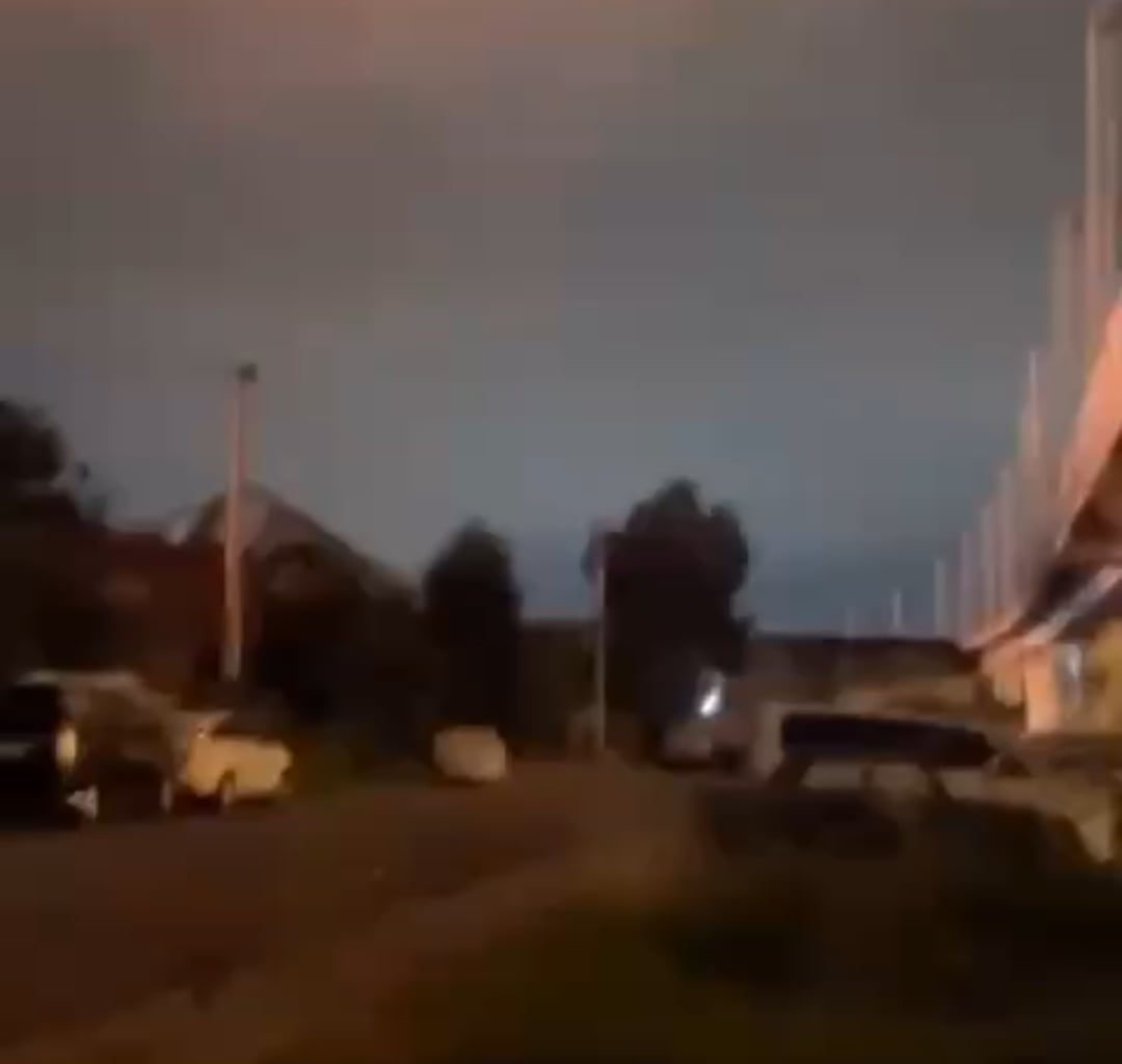 Fuel depot at Sochi International airport hit by Ukrainian AN-196 "Liutyi", 03.08.25