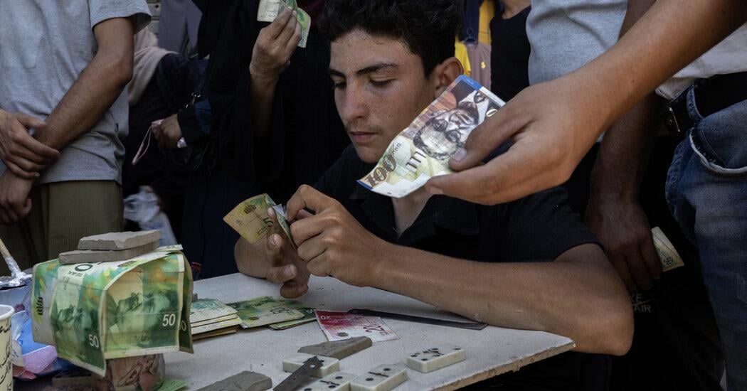 There’s Barely Any Food in Gaza, and Barely Any Cash to Buy It