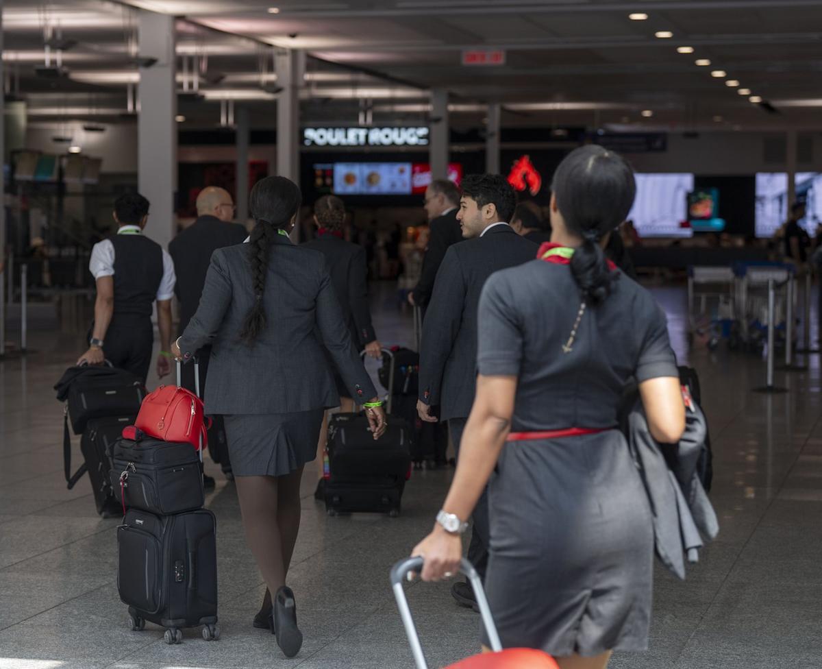 Ottawa imposes binding arbitration, forcing Air Canada flight attendants back to work