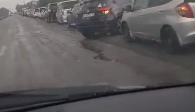 Russians wait in miles-long lines for gas as a result of Ukrainian drone strikes on oil refineries
