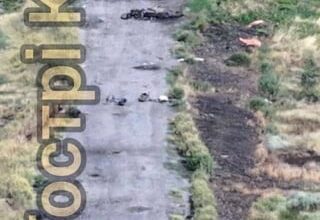 A road leading towards Pokovsk, all this death for a few meters of land a day